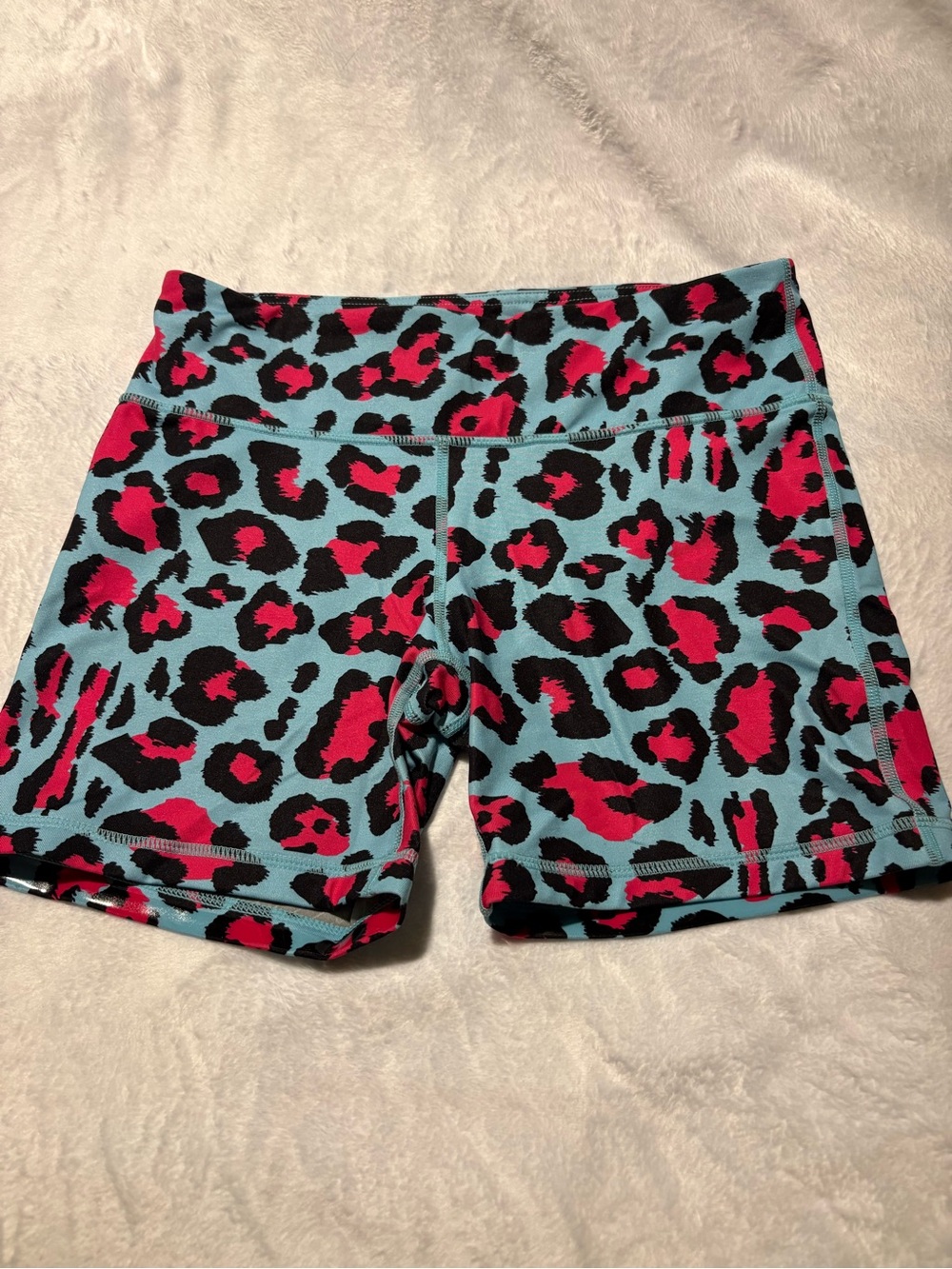 IAB Women’s Mid-Rise Athletic Shorts - size 8/Medium